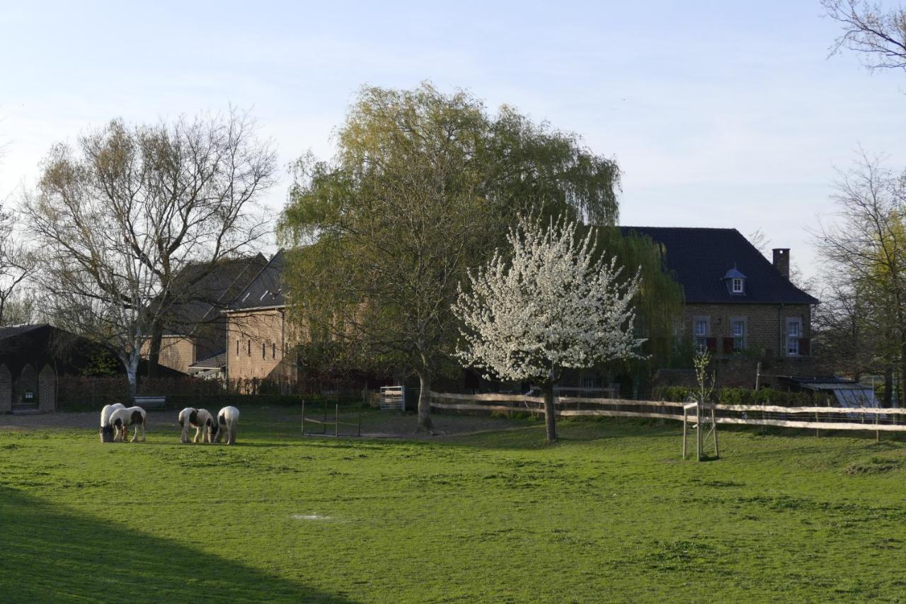 Meschermolen 1, Klein 4-Persoons Appartement Eijsden Esterno foto